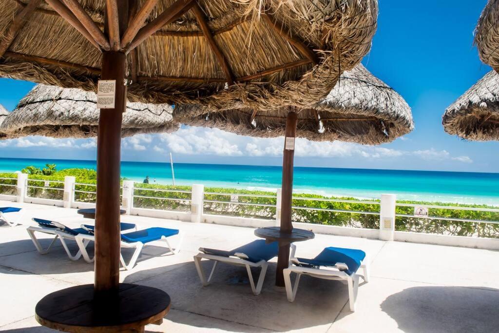 Ocean Front Villa Marlin, Best Location In Hotel Zone #109 Cancún Exterior foto
