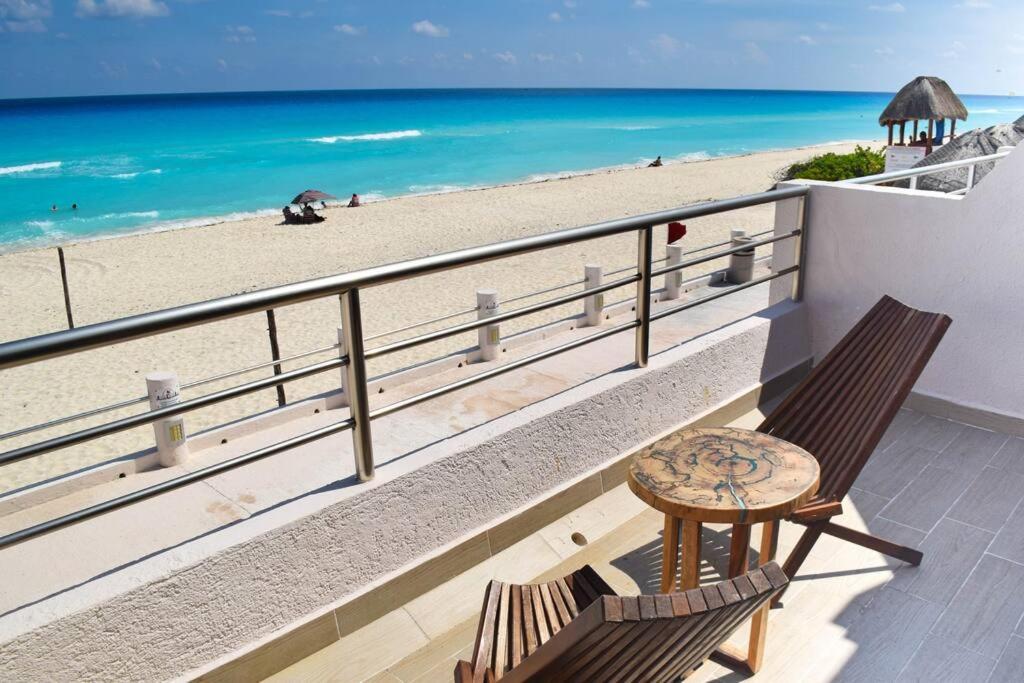 Ocean Front Villa Marlin, Best Location In Hotel Zone #109 Cancún Exterior foto